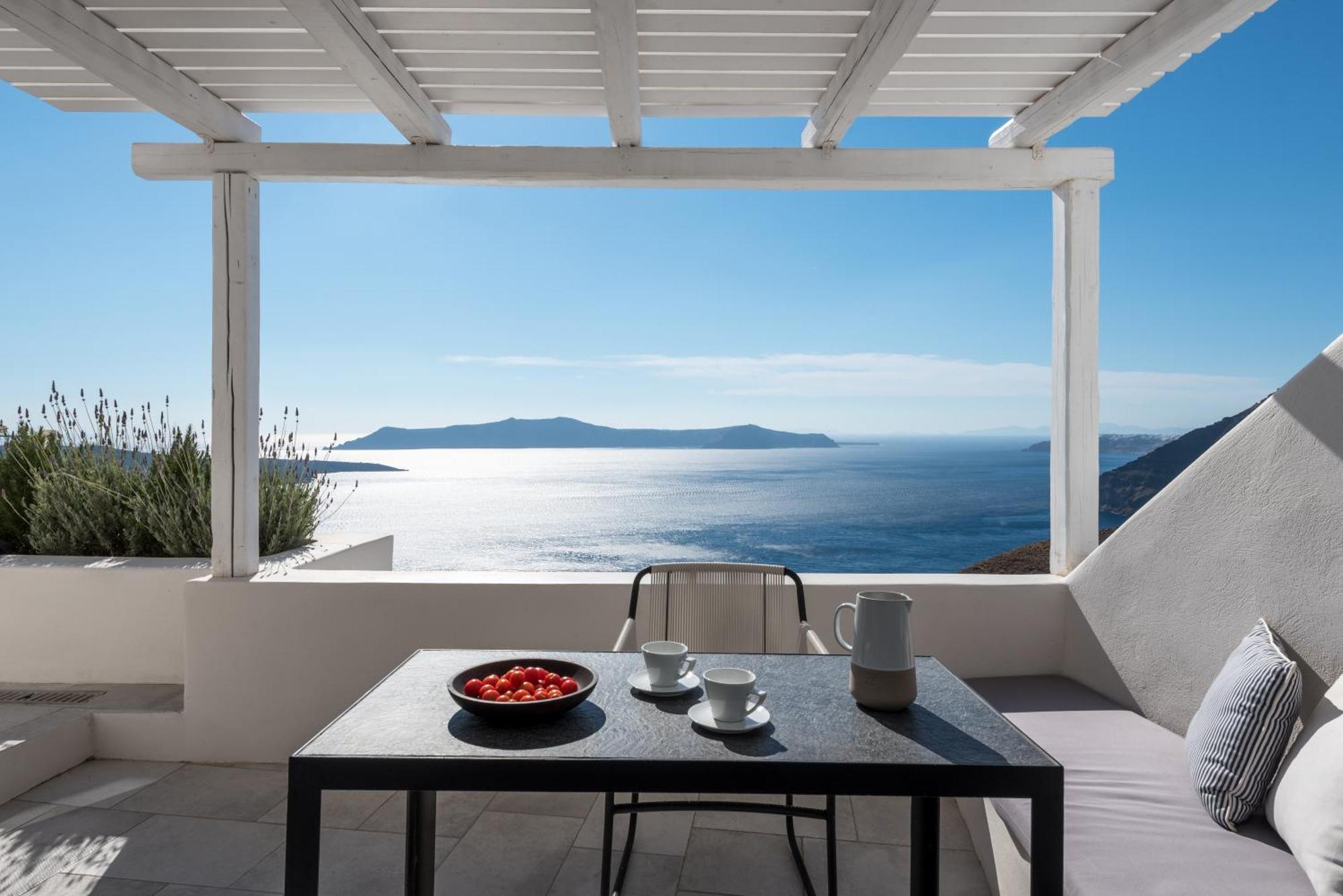 Porto Fira Suites Exterior foto