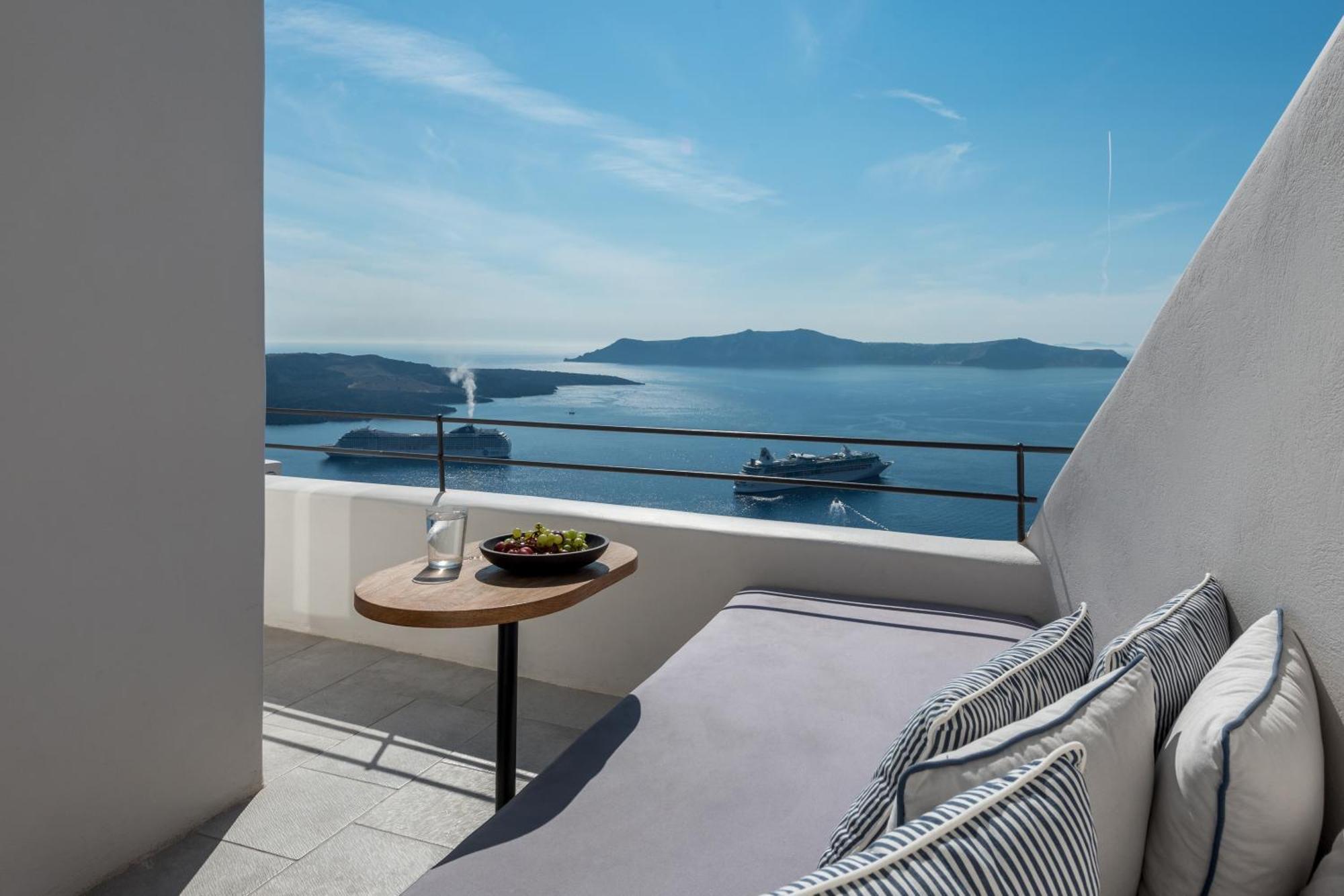 Porto Fira Suites Exterior foto