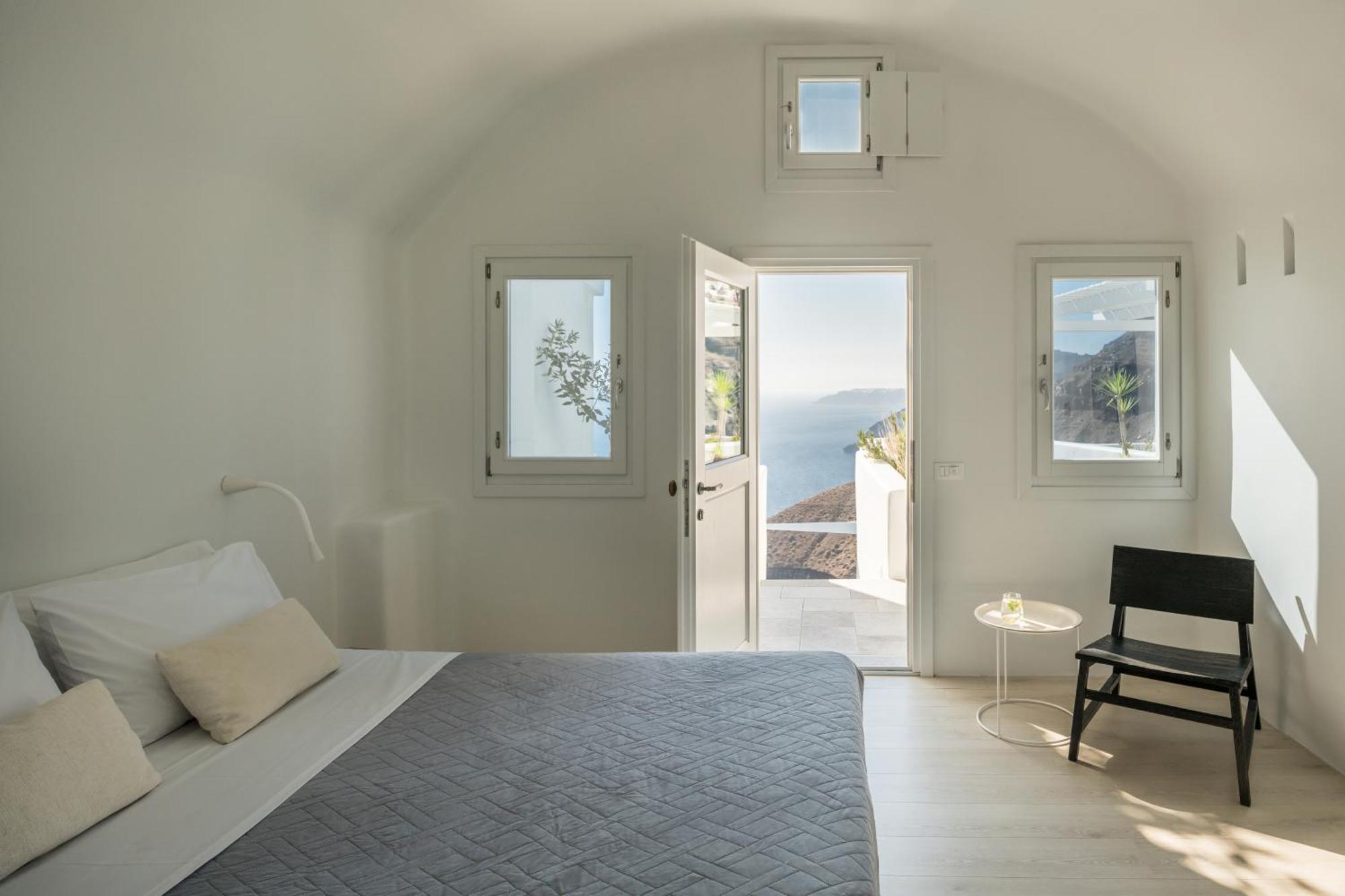 Porto Fira Suites Exterior foto