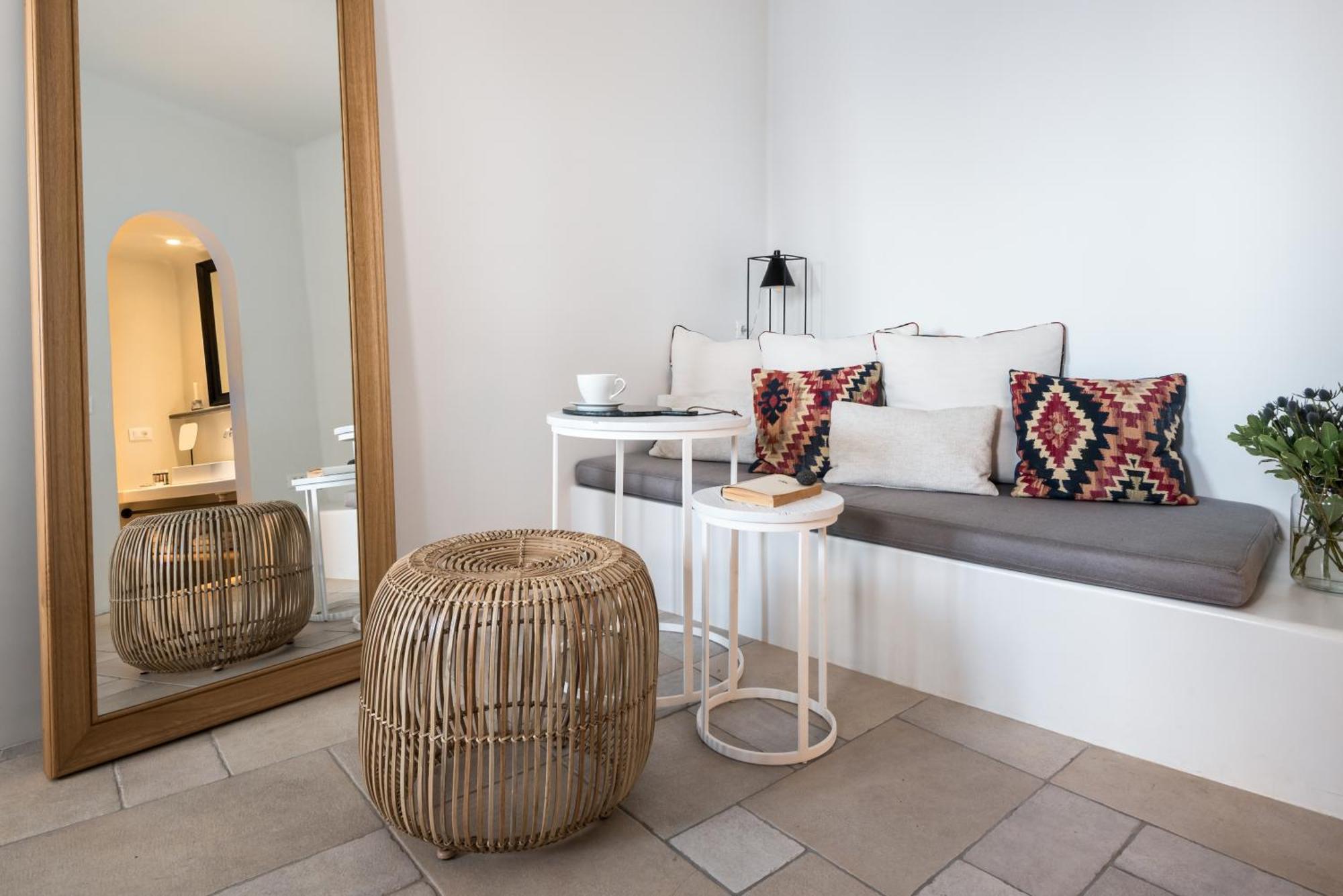 Porto Fira Suites Exterior foto